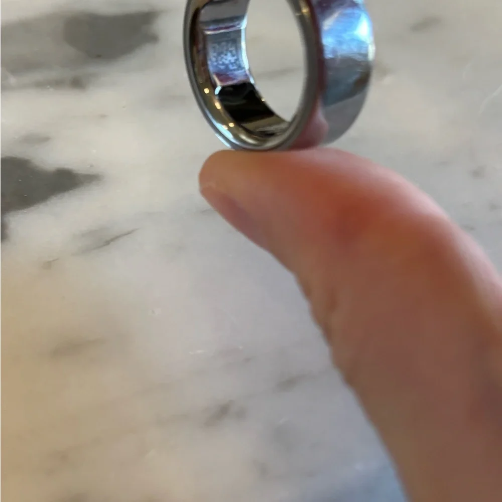 OURA ring version 4 in size 6! Silver
